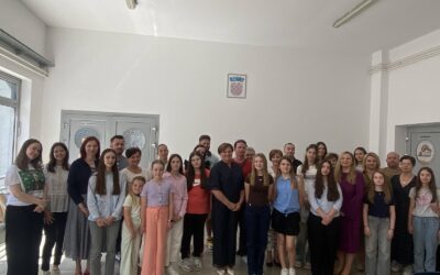 BRLIĆKA URUČILA NAGRADE UČENICIMA I MENTORIMA 5.LIKOVNO – LITERARNOG NATJEČAJA “HVALA TI, HVALA, IVANO, ZA BAJKE PREKRASAN DAR”