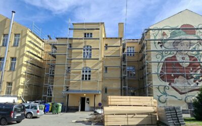 NAPREDUJU RADOVI NA IZMJENI KROVIŠTA NAŠE MATIČNE OŠ IVANE BRLIĆ – MAŽURANIĆ OGULIN